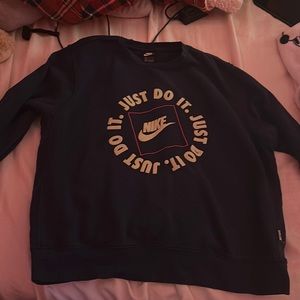 Long sleeve Nike sweatshirt